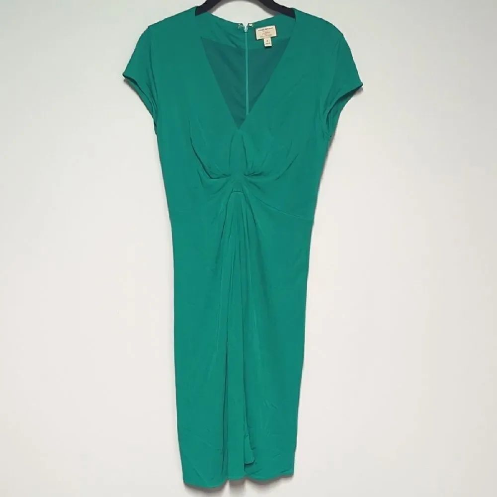 Banana Republic Green Pleated Midi Dress with V-Neck and Cap Sleeves